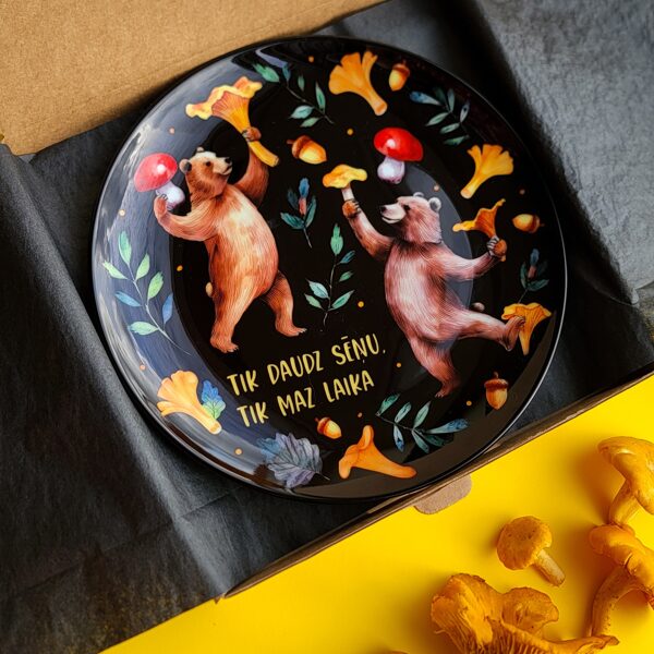 Šķīvis "Tik daudz sēnes, tik maz laika"